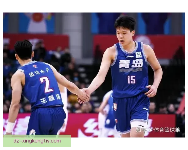 广厦登顶联赛大胜青岛六连胜豪